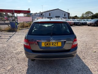 /photos/9522/09bd880e-a5f2-fd4f-01f3-ca712f2a9603_i320x240.jpg