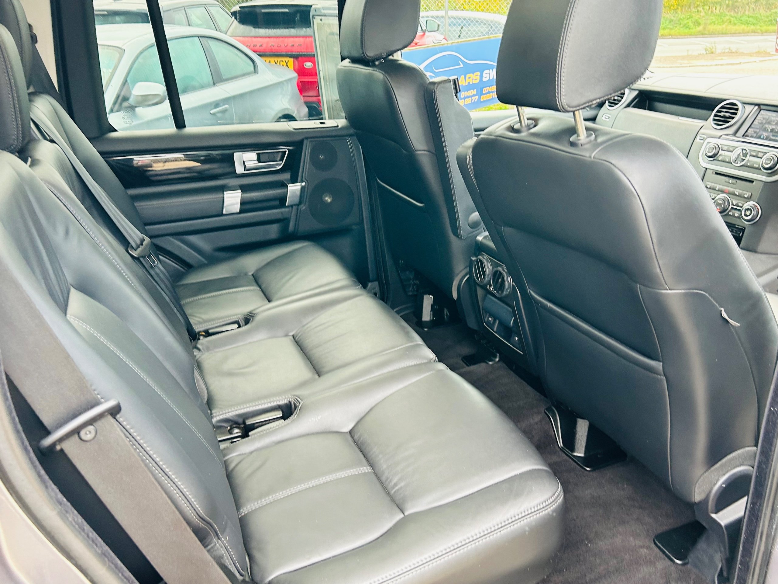 Used 2012 Land Rover Discovery 3.0 SDV6 255 HSE 5dr Auto for sale in