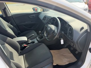 /photos/9522/2790674d-f29a-0d3d-8c42-9df60b11a77a_i320x240.jpg