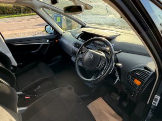 /photos/9522/2c81e08e-02ec-4fec-8656-c03e0a03c3de_i320x240.jpg