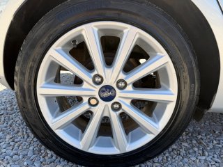 /photos/9522/531e751c-b419-16fe-2c83-5a973ac468de_i320x240.jpg