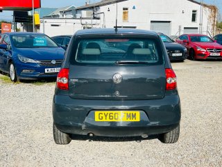 /photos/9522/6650e3ed-651b-1217-8ad3-86d0d3ce3f38_i320x240.jpg