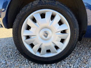 /photos/9522/6e19527f-f0b8-2ca4-5cc0-242e8d240e28_i320x240.jpg