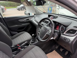 /photos/9522/8984f3a2-88f7-8888-f4a8-2d5d3e048893_i320x240.jpg