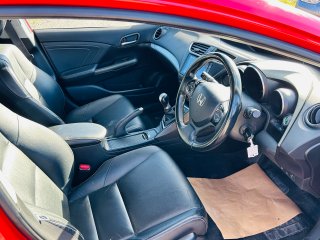 /photos/9522/8a97e594-0eee-4d08-bed6-7401615aa0bf_i320x240.jpg