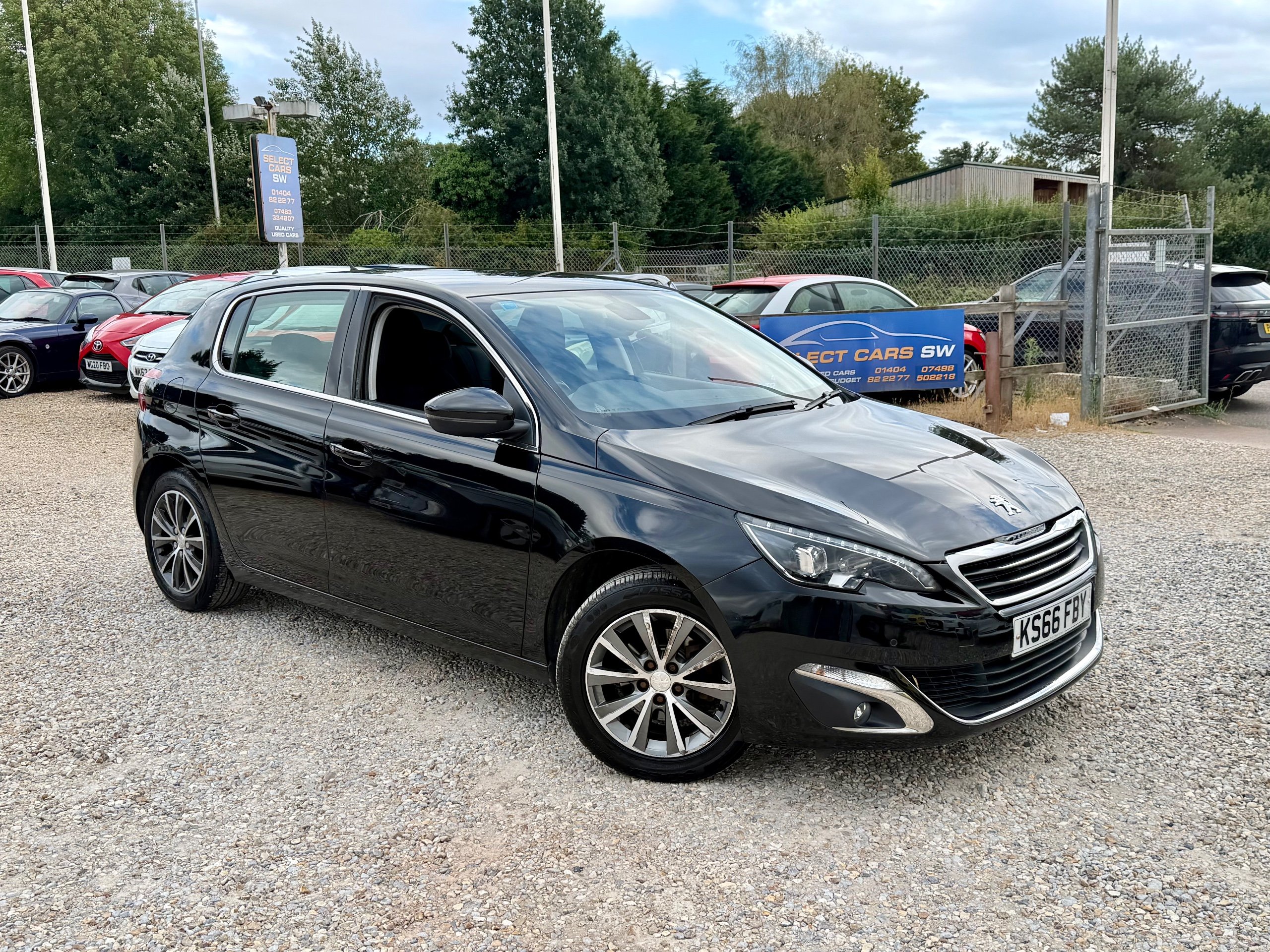 Peugeot 308 listing photo
