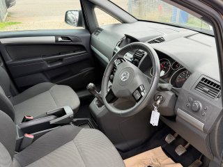 /photos/9522/b951ca61-8bbe-2c38-8ea0-ed3663bf289e_i320x240.jpg