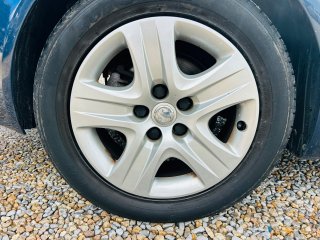 /photos/9522/c2a2f375-614b-c1ce-c526-a1de426b5f50_i320x240.jpg