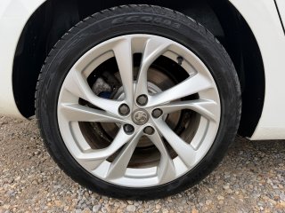 /photos/9522/c9381f99-0507-4607-8396-bfb7250900de_i320x240.jpg