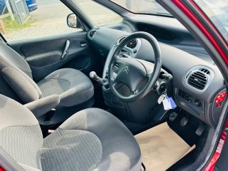 /photos/9522/e15e4ea7-4f1d-e817-3a4b-e8aaa4981b8b_i320x240.jpg