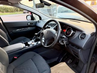 /photos/9522/e9e81f3c-7d30-4b02-9e87-1bfd6e206c87_i320x240.jpg